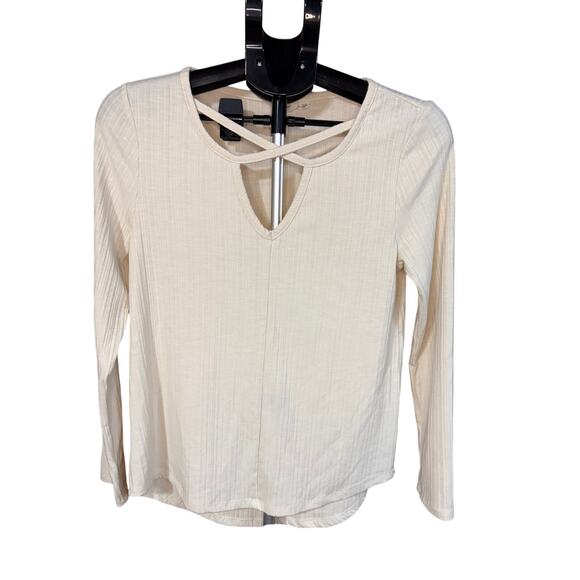 White Crow Criss Cross Front Top – Size XS – Cream – Excellent Condition - Picture 1 of 4